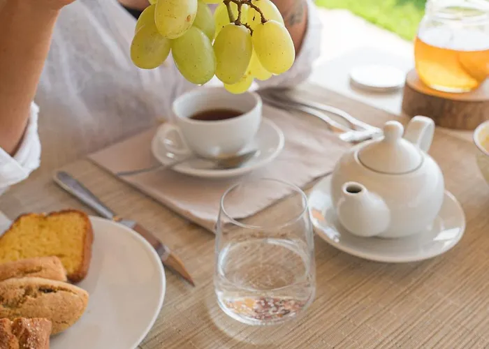 Bed & Breakfast Armacera 4*