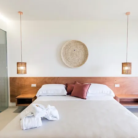 Bed & Breakfast Armacera 4*