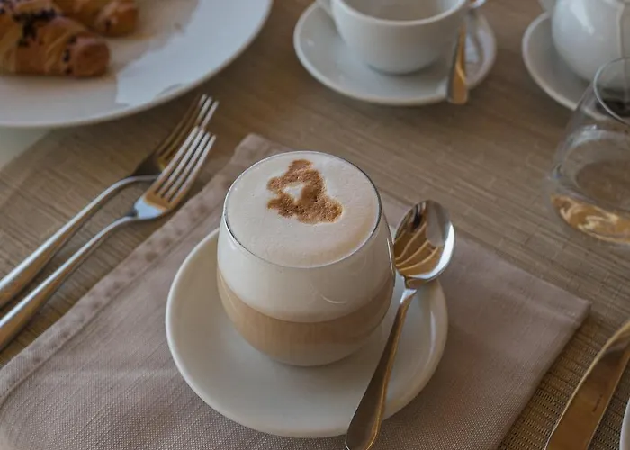 Armacera Frühstückspension Zambrone